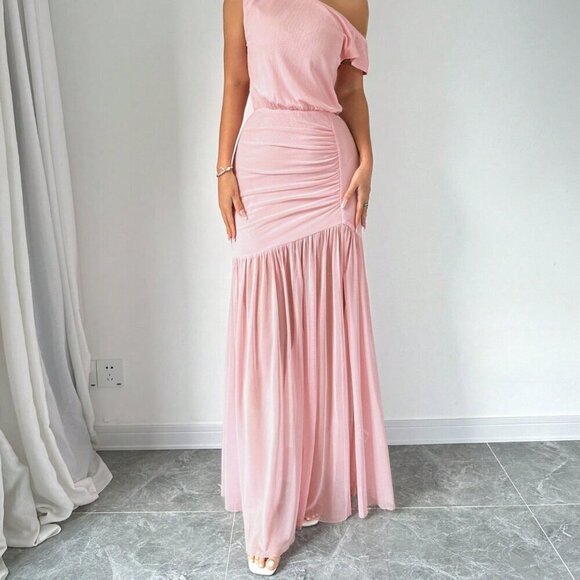Pink Elegant Women's Summer Solid Color High Slit Oblique Shoulder Mesh Dress - Picture 6 of 6
